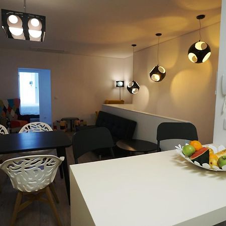 Stylish House - Air Cond, Breakfast, Free Parking, By Porto With Love Lda บีลาโนวาเดกายา ภายนอก รูปภาพ