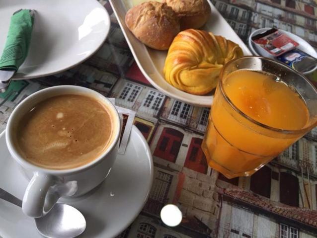Stylish House - Air Cond, Breakfast, Free Parking, By Porto With Love Lda บีลาโนวาเดกายา ภายนอก รูปภาพ