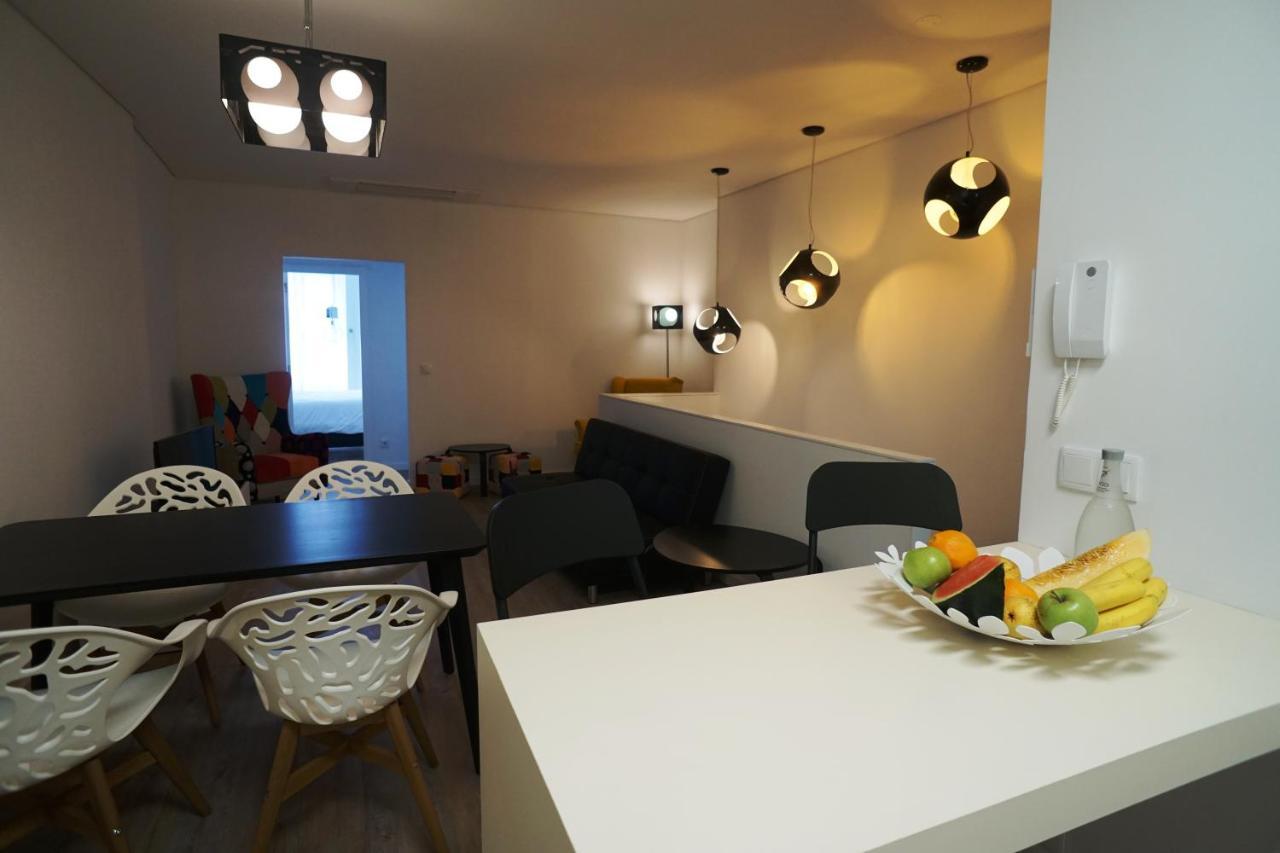 Stylish House - Air Cond, Breakfast, Free Parking, By Porto With Love Lda บีลาโนวาเดกายา ภายนอก รูปภาพ